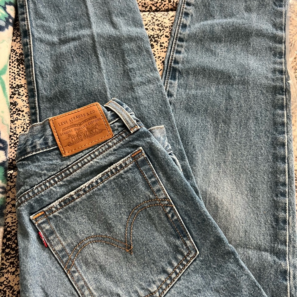 Levi's Women's High Rise Blue Jeans